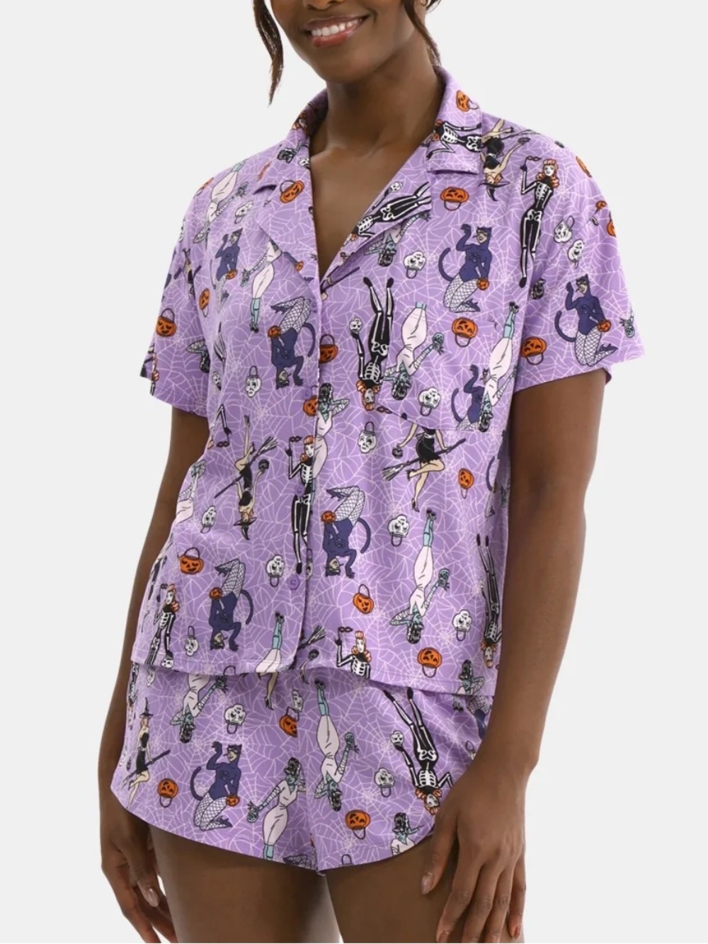 🔴 Lavender Halloween Short Pajama Set - Women's Two-Piece Lounge Set